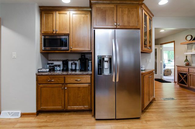 160 ST MARYS BOULEVARD, Green Bay, WI 54301