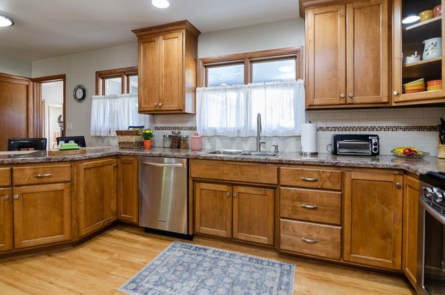 160 ST MARYS BOULEVARD, Green Bay, WI 54301