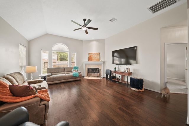 2410 Suncreek Lane, Pearland, TX 77584