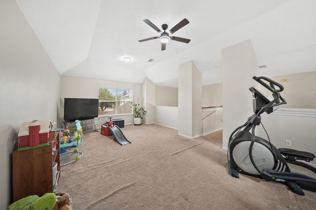 2410 Suncreek Lane, Pearland, TX 77584