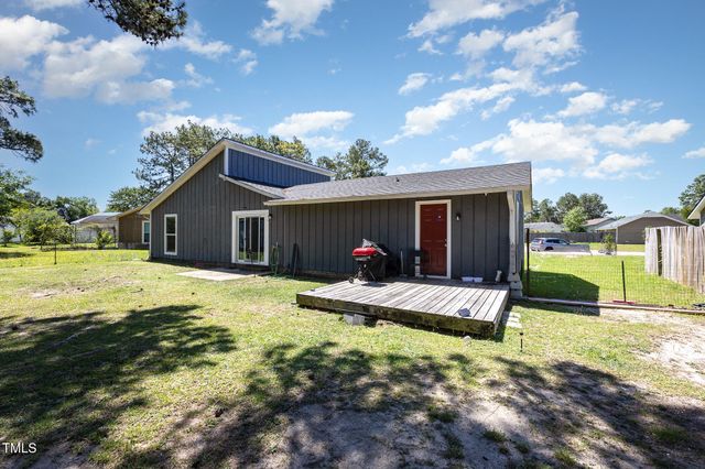 103 Angus Court, Spring Lake, NC 28390