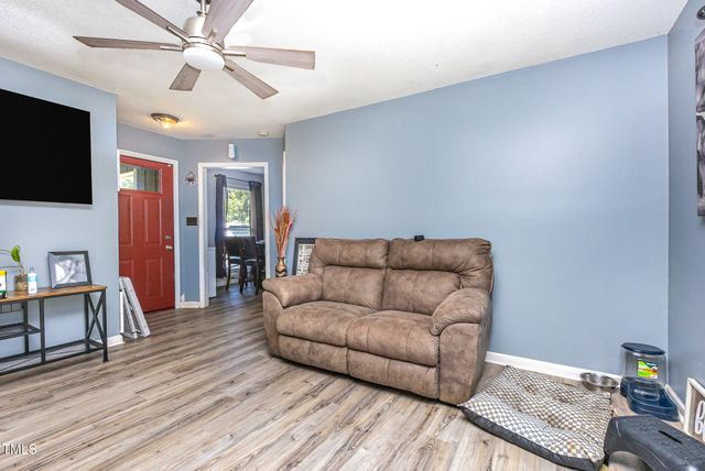 103 Angus Court, Spring Lake, NC 28390