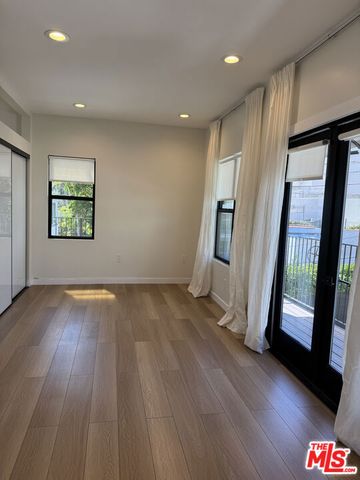 8587 Rugby Drive, West Hollywood, CA 90069