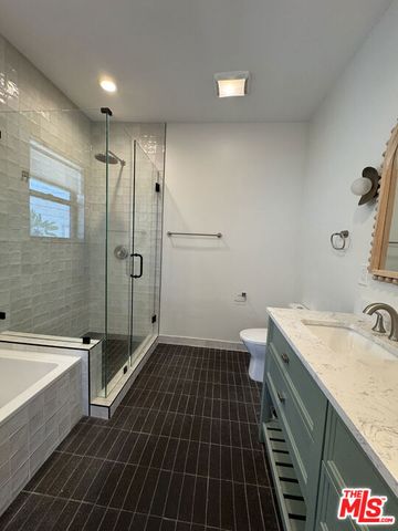 8587 Rugby Drive, West Hollywood, CA 90069