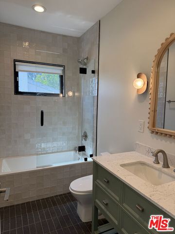 8587 Rugby Drive, West Hollywood, CA 90069