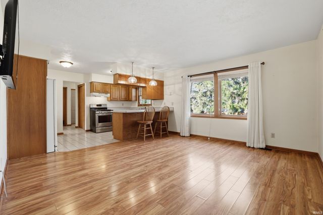 11608 CRESTVIEW Boulevard, Kokomo, IN 46901