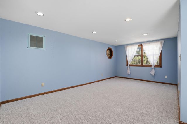 11608 CRESTVIEW Boulevard, Kokomo, IN 46901