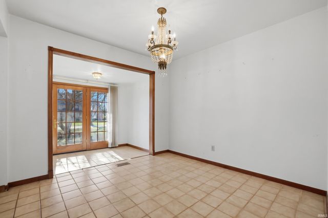 11608 CRESTVIEW Boulevard, Kokomo, IN 46901