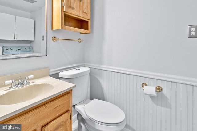 9652 MARSTON LN, Gaithersburg, MD 20886