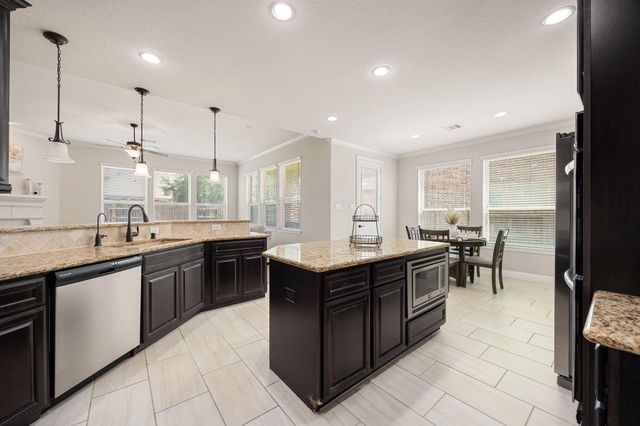 9338 Taylor Cliff Lane, Cypress, TX 77433