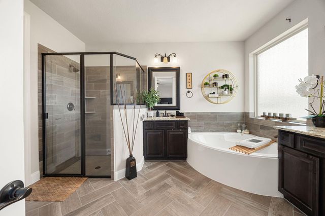 9338 Taylor Cliff Lane, Cypress, TX 77433