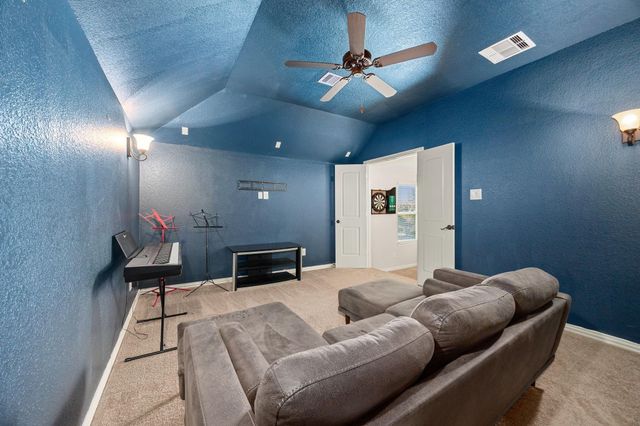 9338 Taylor Cliff Lane, Cypress, TX 77433