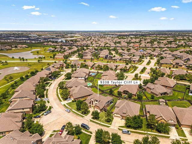 9338 Taylor Cliff Lane, Cypress, TX 77433