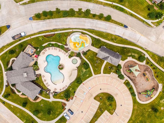 9338 Taylor Cliff Lane, Cypress, TX 77433