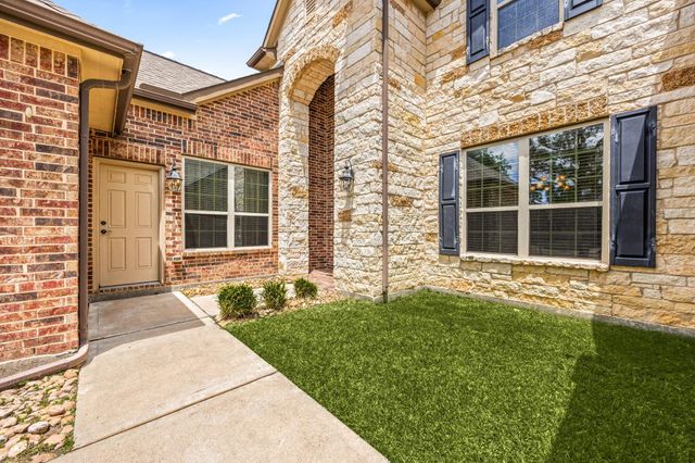 9338 Taylor Cliff Lane, Cypress, TX 77433