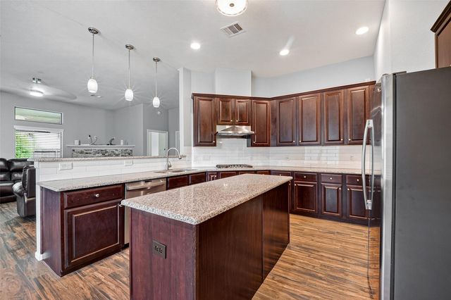 2502 Grey Kirby Drive, League City, TX 77573