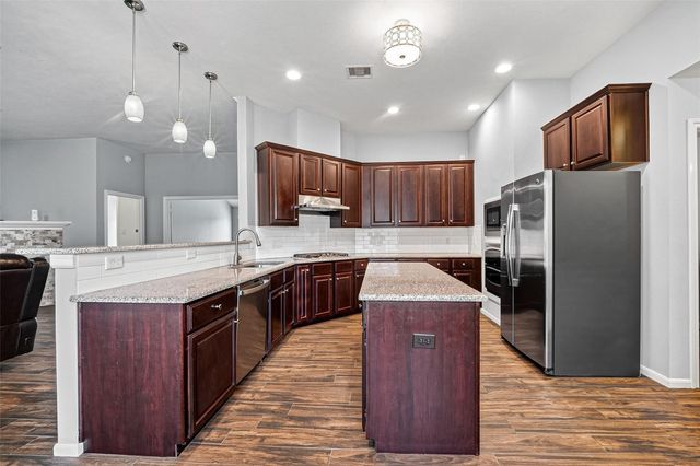2502 Grey Kirby Drive, League City, TX 77573