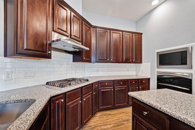 2502 Grey Kirby Drive, League City, TX 77573