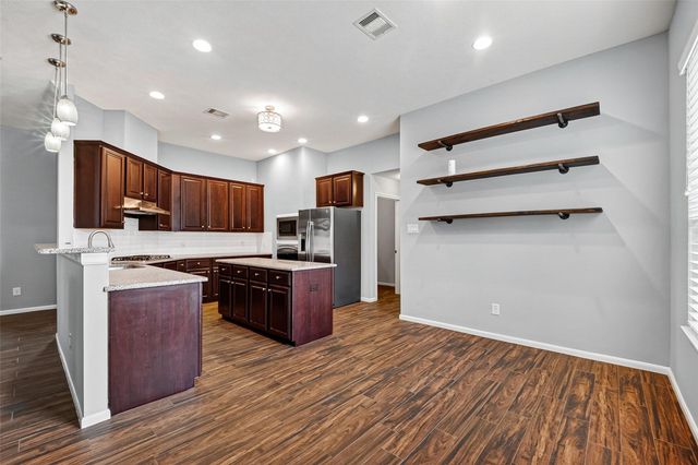 2502 Grey Kirby Drive, League City, TX 77573