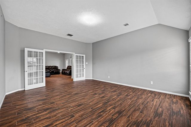 2502 Grey Kirby Drive, League City, TX 77573