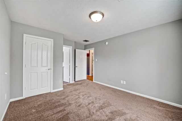 2502 Grey Kirby Drive, League City, TX 77573
