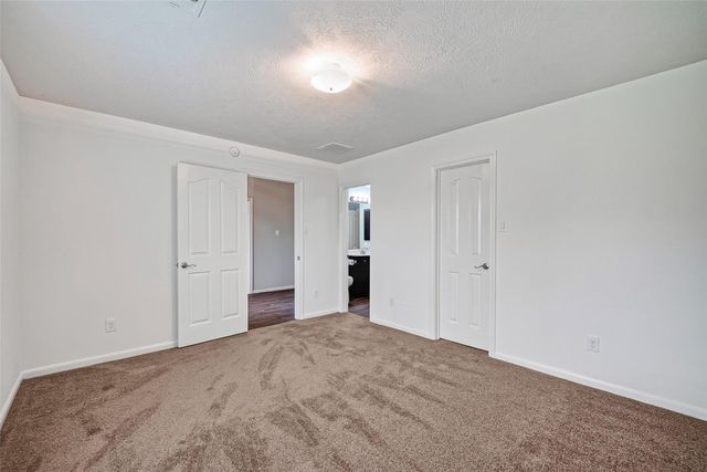 2502 Grey Kirby Drive, League City, TX 77573
