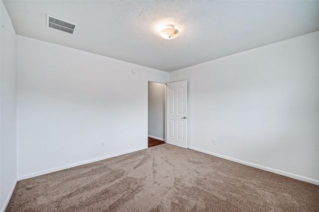 2502 Grey Kirby Drive, League City, TX 77573