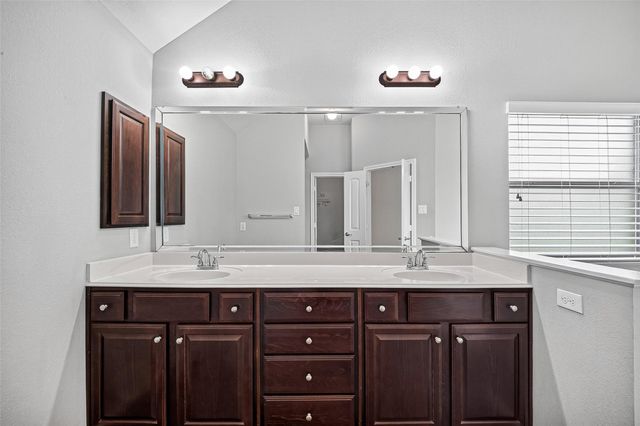 2502 Grey Kirby Drive, League City, TX 77573