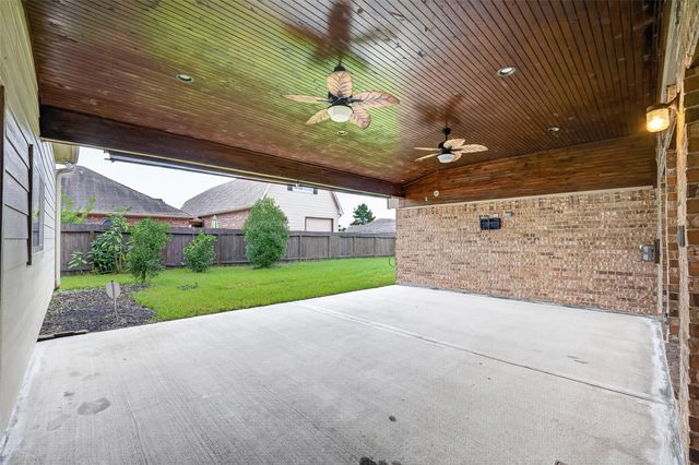 2502 Grey Kirby Drive, League City, TX 77573