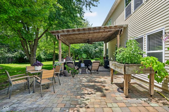 9979 Pine Grove Court, Indianapolis, IN 46234