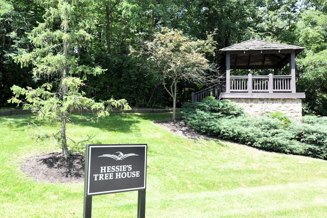9979 Pine Grove Court, Indianapolis, IN 46234