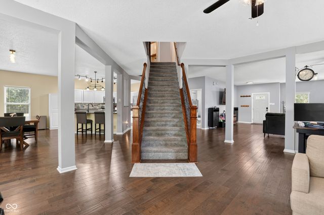 9979 Pine Grove Court, Indianapolis, IN 46234