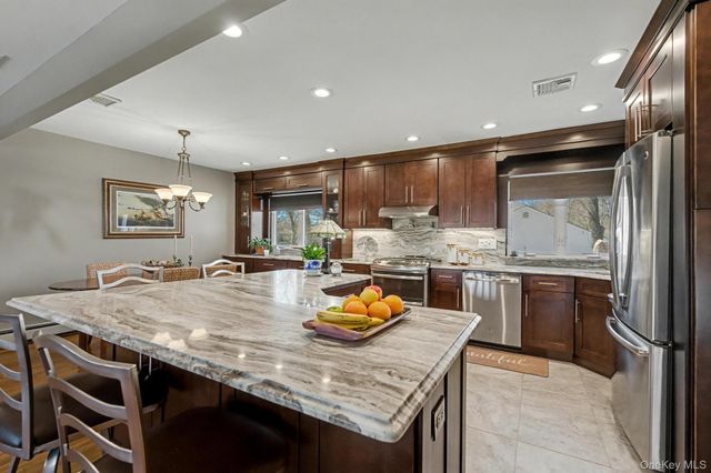 95 Colonial Street, East Northport, NY 11731