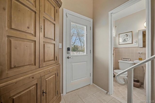 95 Colonial Street, East Northport, NY 11731