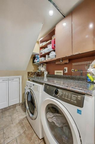 95 Colonial Street, East Northport, NY 11731