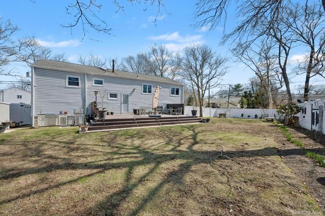 95 Colonial Street, East Northport, NY 11731