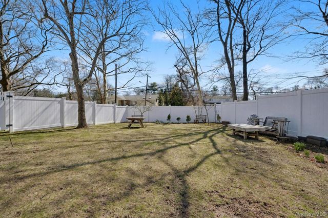 95 Colonial Street, East Northport, NY 11731