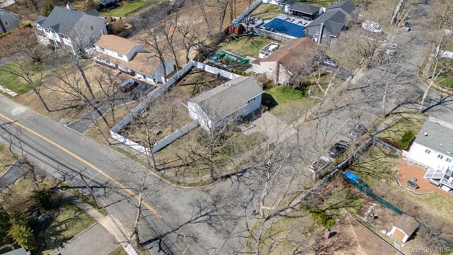 95 Colonial Street, East Northport, NY 11731