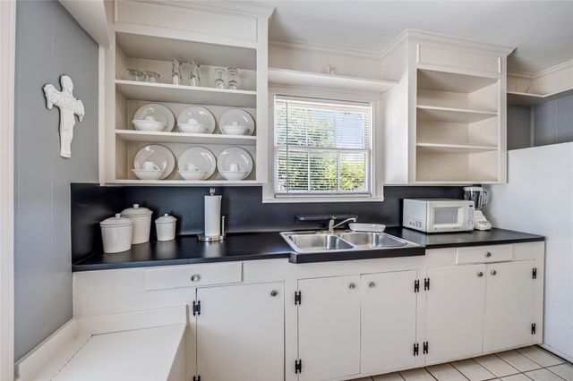 1310 Reid Street B, Houston, TX 77022