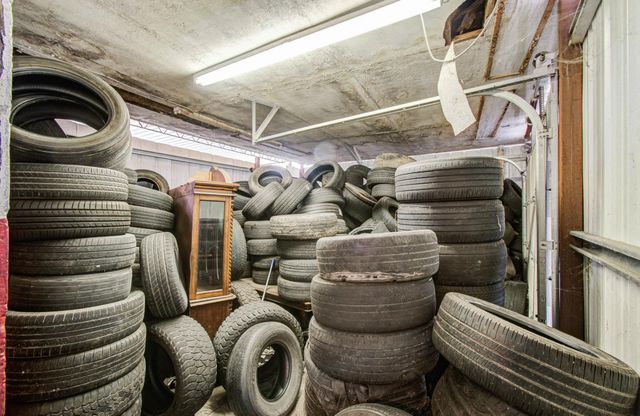 1701 Lee Drive, Baytown, TX 77520