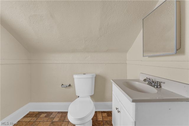 12401 Soika Avenue, Cleveland, OH 44120