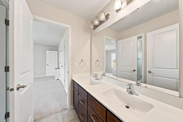 18625 43rd Avenue N, Plymouth, MN 55446