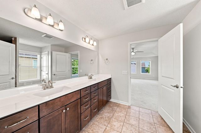 18625 43rd Avenue N, Plymouth, MN 55446