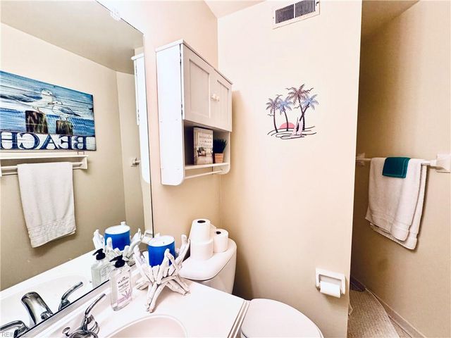 1023 Lands End WAY, Virginia Beach, VA 23451