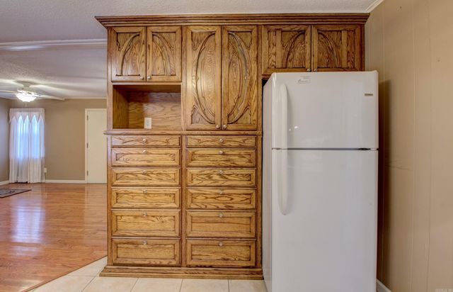 1401 E Colonel Glenn Road, Little Rock, AR 72210