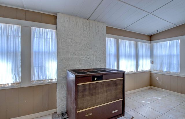 1401 E Colonel Glenn Road, Little Rock, AR 72210