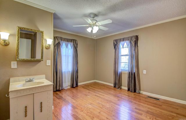 1401 E Colonel Glenn Road, Little Rock, AR 72210