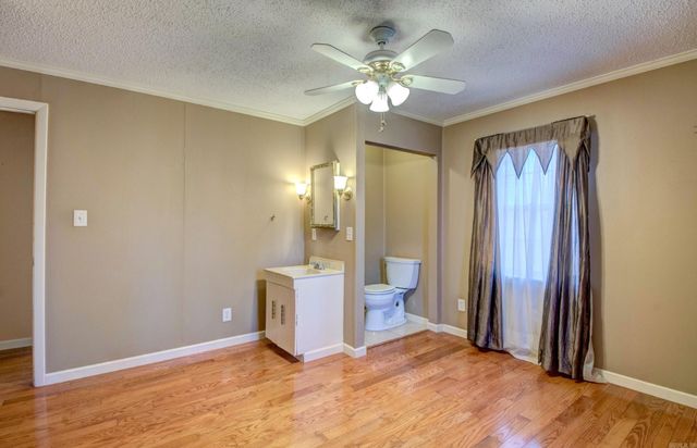 1401 E Colonel Glenn Road, Little Rock, AR 72210