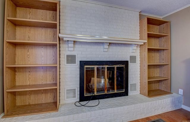 1401 E Colonel Glenn Road, Little Rock, AR 72210