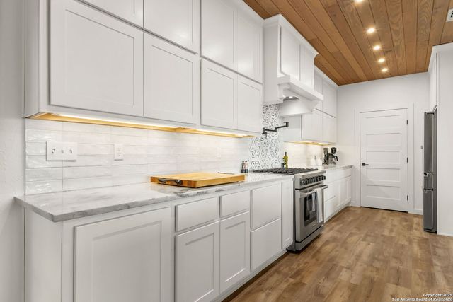 29720 Twin Creeks, Bulverde, TX 78163